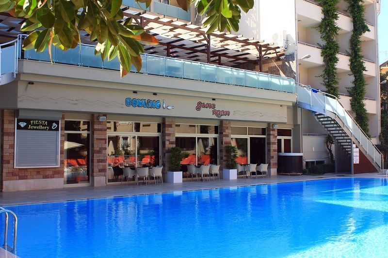 Cle Resort Hotel 马尔马里斯 外观 照片